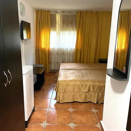 Homestay szállás Casa Galbena Paflora Saturn